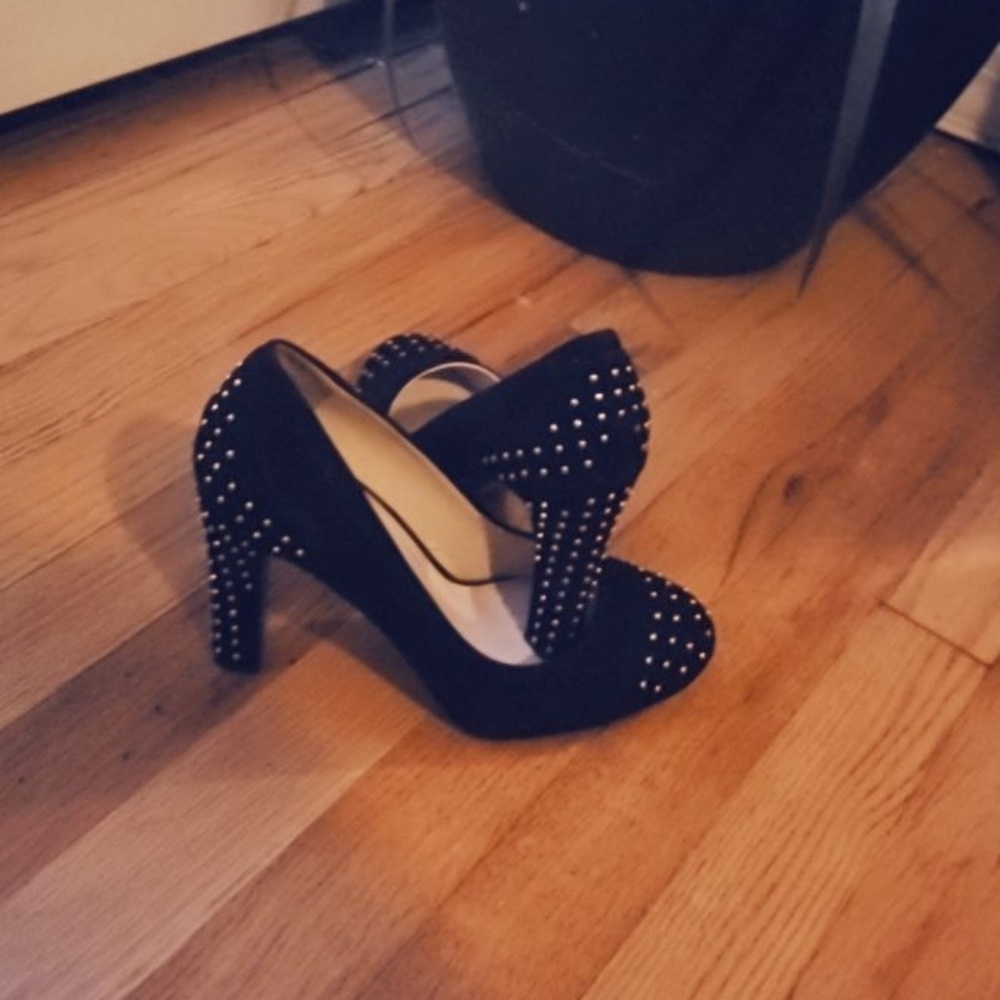 ANNE KLEIN PUMPS